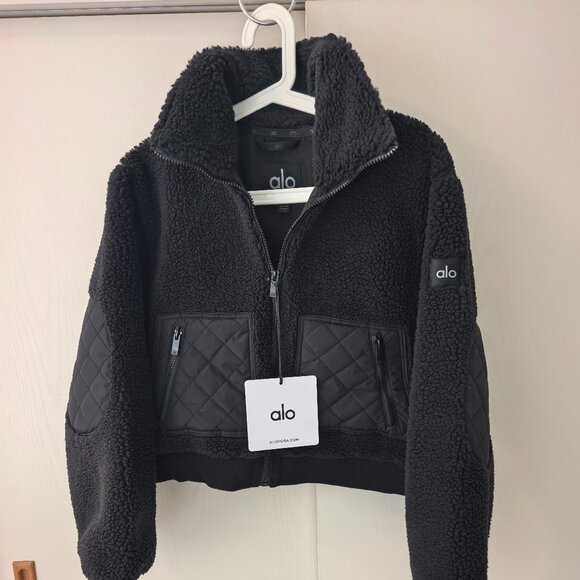 Alo Yoga Women's Black Sherpa Edge Bomber Jacket - Picture 2 of 7